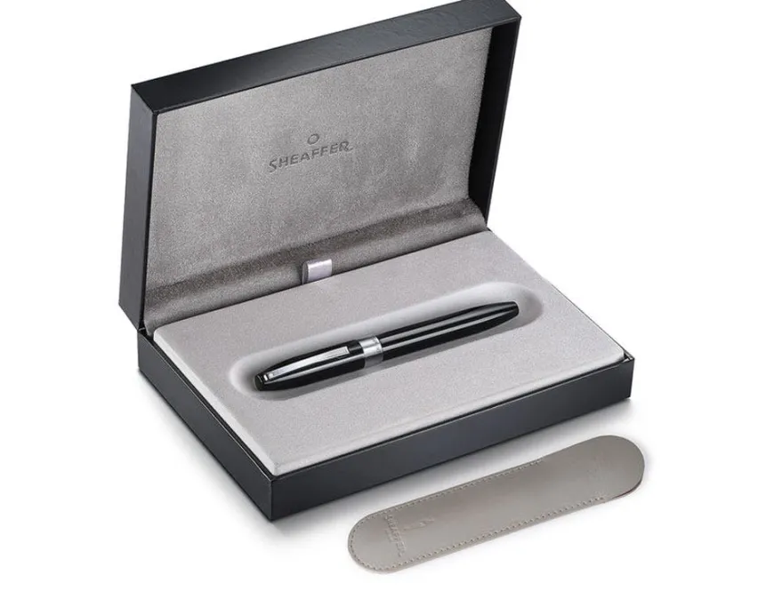 Sheaffer Legacy Glossy Black Chrome Trim Fountain Pen